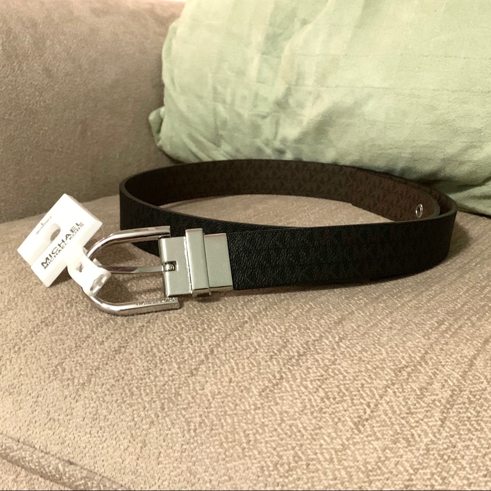 Authentic Michael Kors Reversible Belt